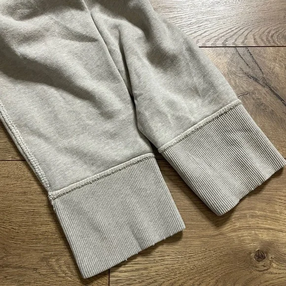 American Eagle Outfitters Men's Light Tan 1/4 Zip-Up Sweater size Medium - Picture 6 of 13